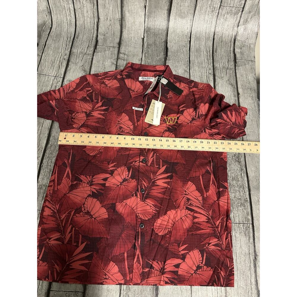 NWT Men's Tommy Bahama Burgundy Washington Commanders Coast Nuevo Shirt Large - Picture 6 of 9